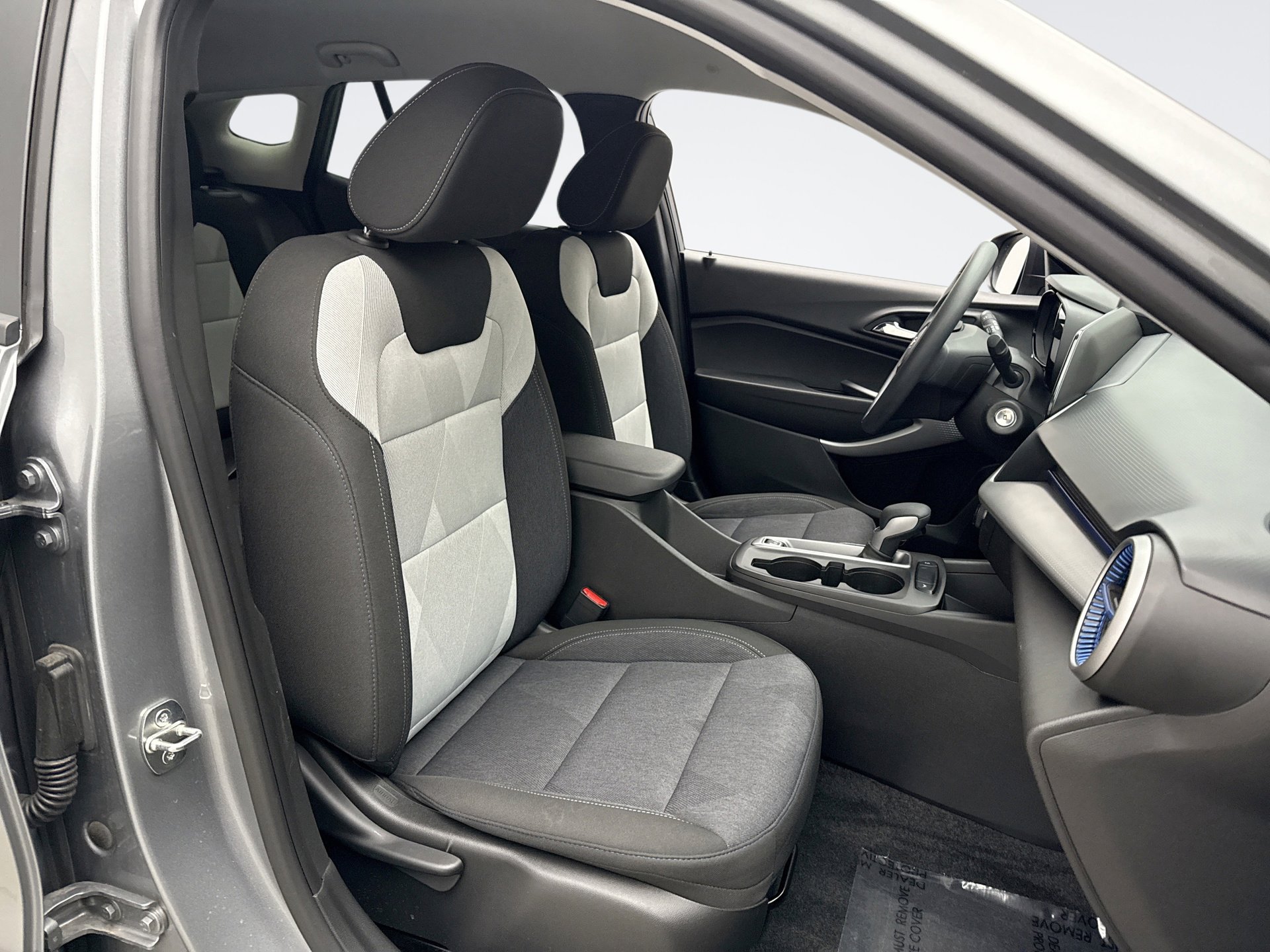 Used 2024 Chevrolet Trax LS w/ Driver Confidence Package image 16