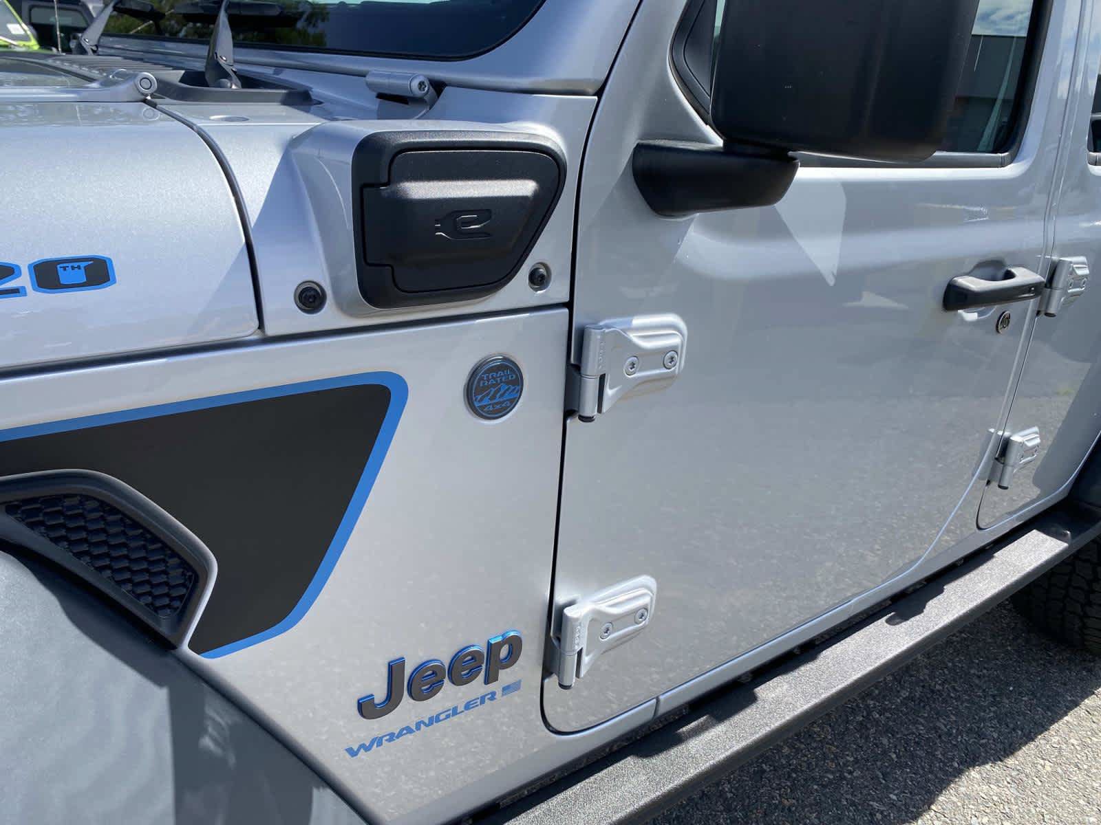 Certified 2023 Jeep Wrangler Unlimited Rubicon 4xe AWD/4WD image 13