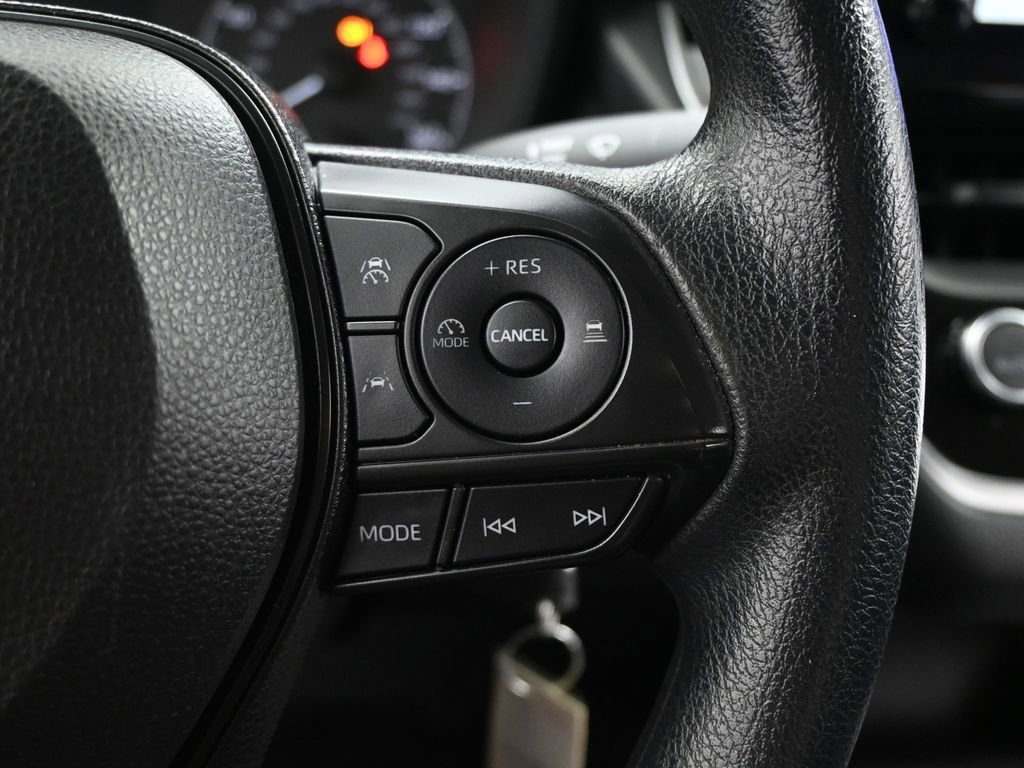 Used 2023 Toyota Corolla LE image 33