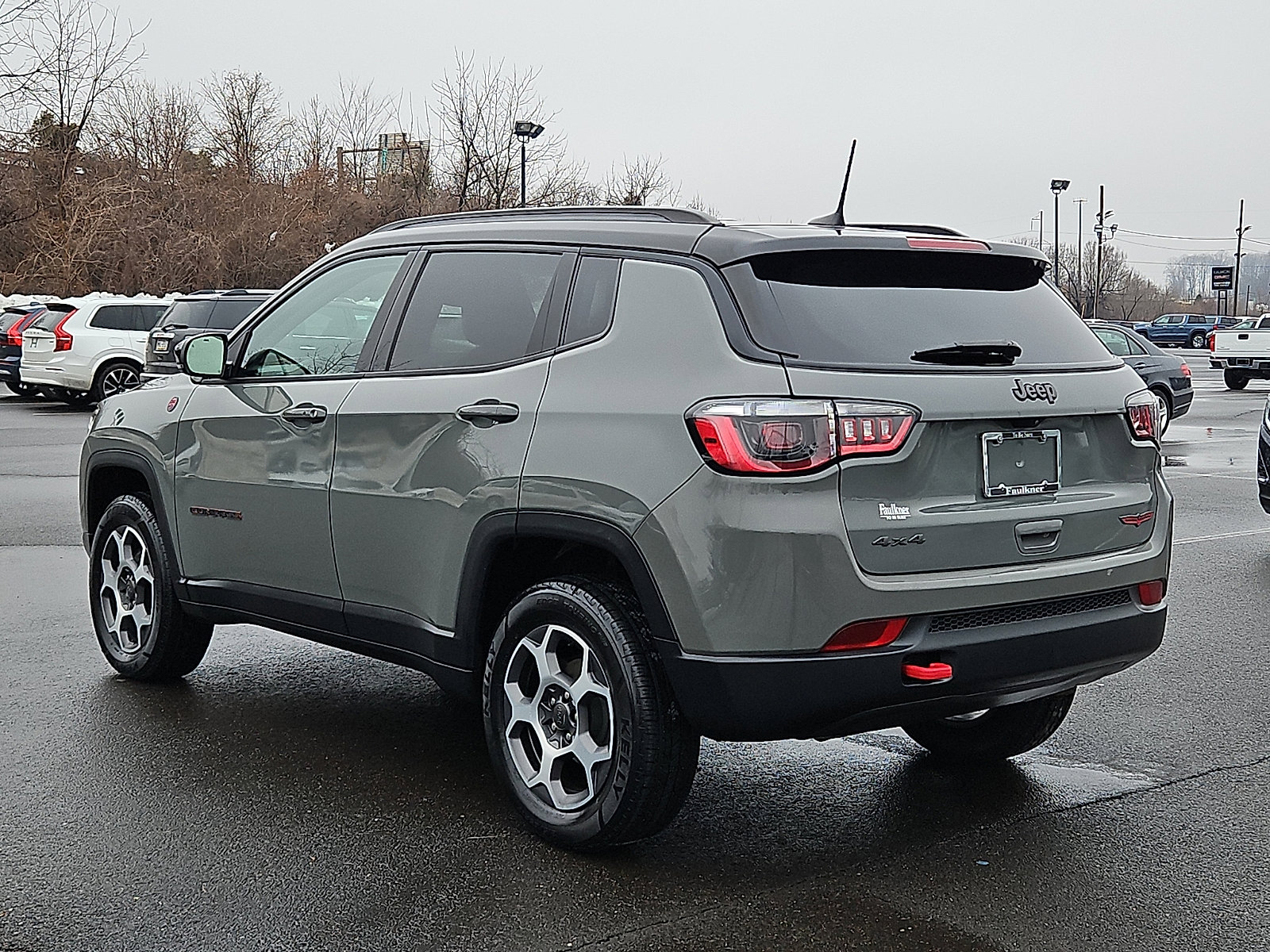 Used 2022 Jeep Compass Trailhawk image 4