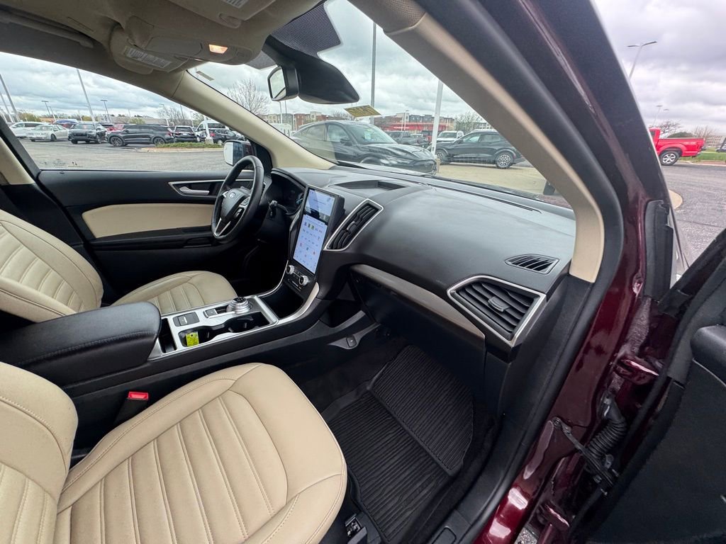 Used 2024 Ford Edge SEL w/ Convenience Package image 18