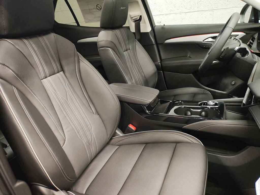 New 2026 Buick Envision Avenir image 9