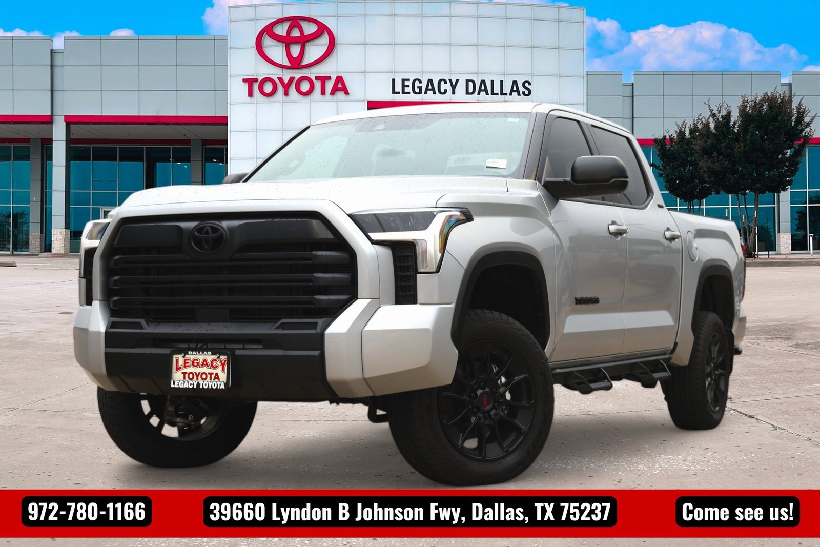 Used 2025 Toyota Tundra SR5 image 1