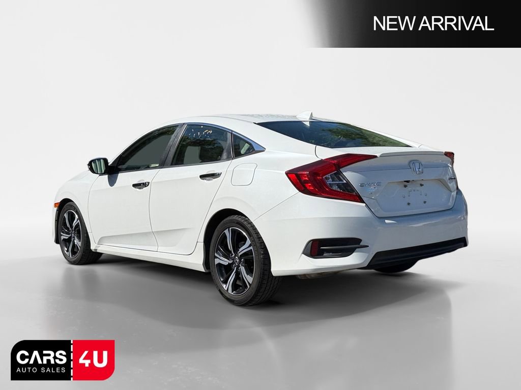 Used 2018 Honda Civic Touring image 5