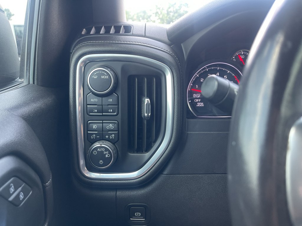 Used 2020 Chevrolet Silverado 1500 LT Trail Boss AWD/4WD image 18