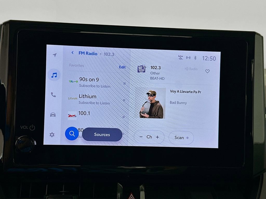 Used 2024 Toyota Corolla LE image 14