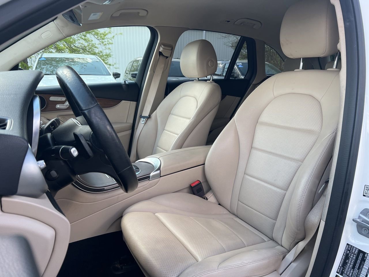 Used 2021 Mercedes-Benz GLC 300 image 16