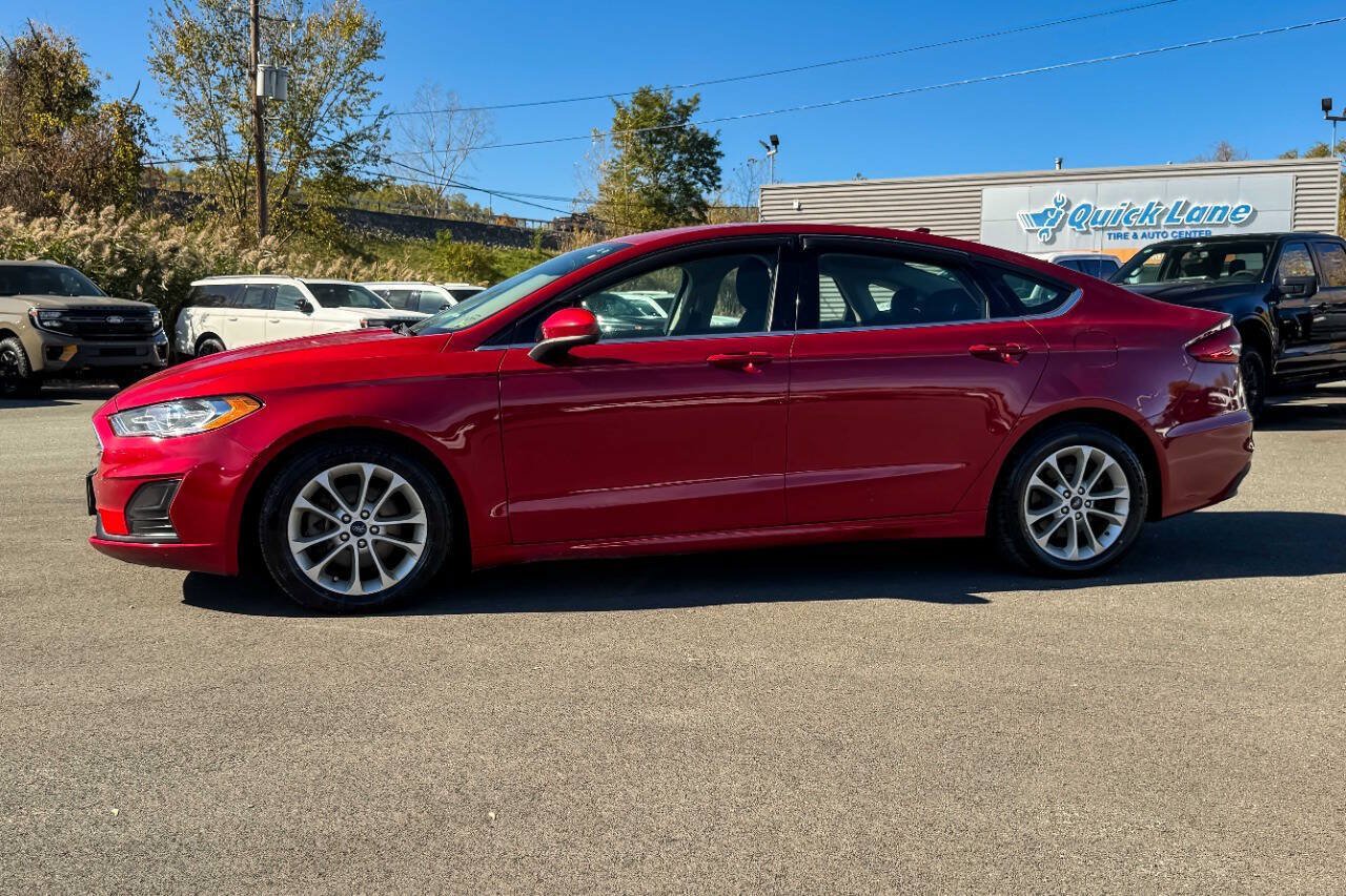Used 2020 Ford Fusion SE FWD image 5