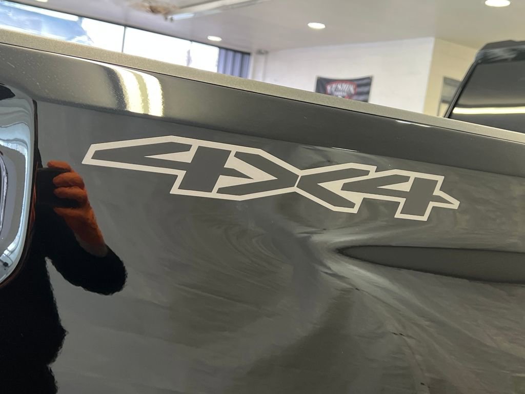 Used 2025 Chevrolet Silverado 2500 Custom w/ Custom Value Package image 22