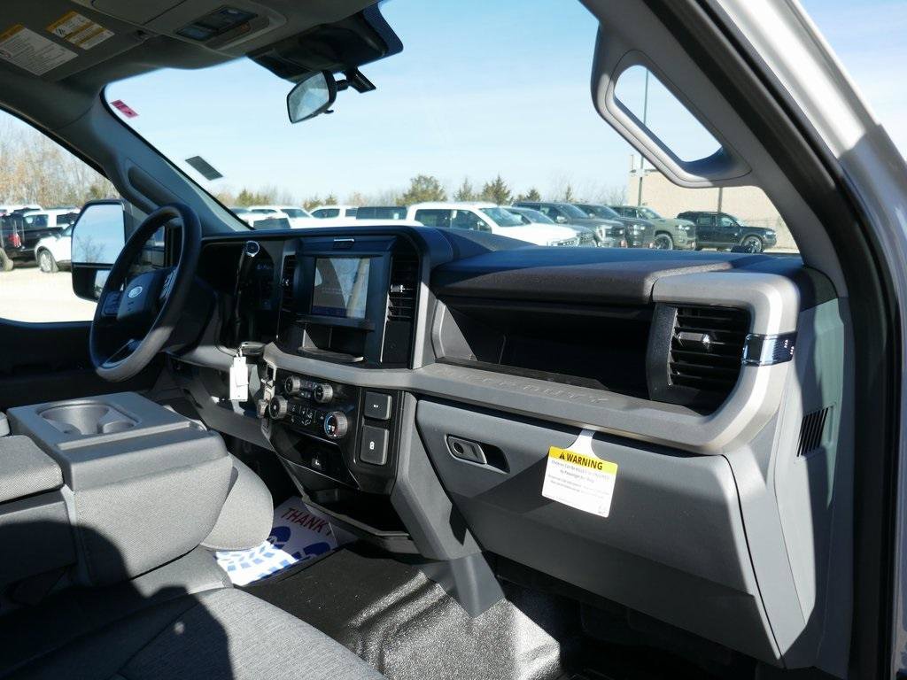 New 2026 Ford F250 XL image 10