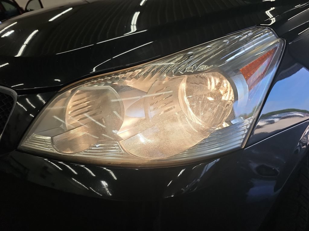 Used 2009 Chevrolet Traverse LT FWD image 31