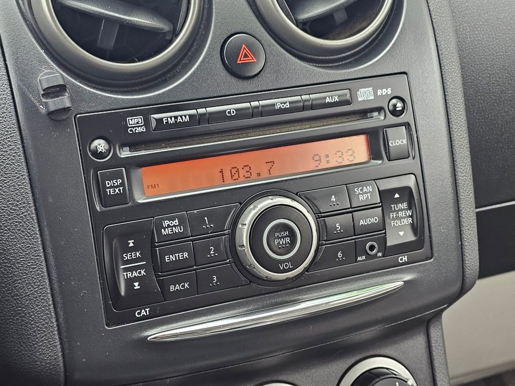 Used 2012 Nissan Rogue S image 22