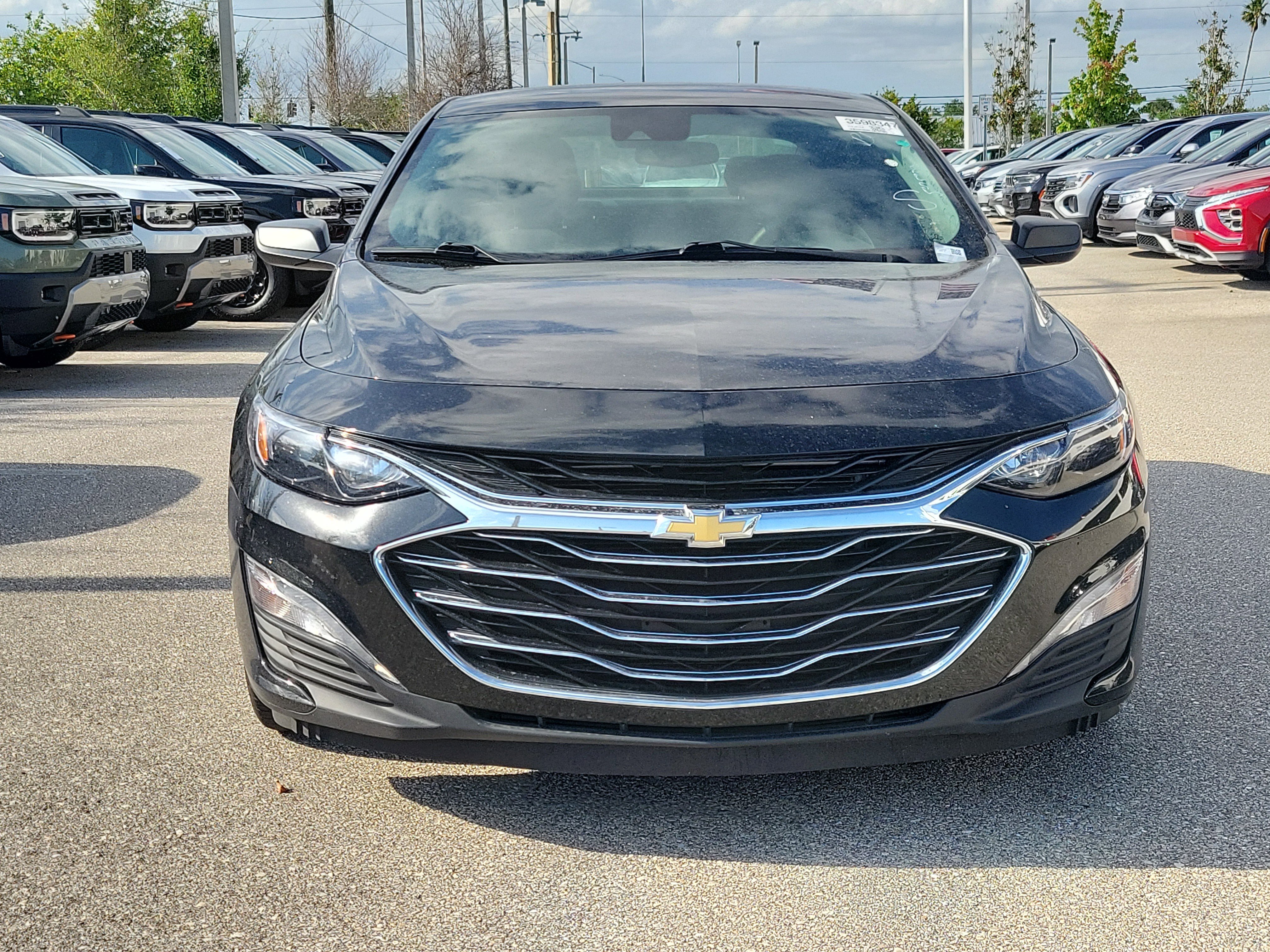 Used 2023 Chevrolet Malibu LT FWD image 2