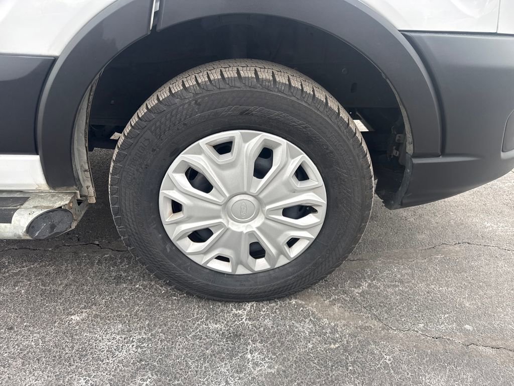 Used 2024 Ford Transit 250 Low Roof w/ Exterior Upgrade Package image 21