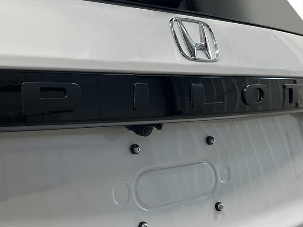 New 2026 Honda Pilot Black Edition image 6