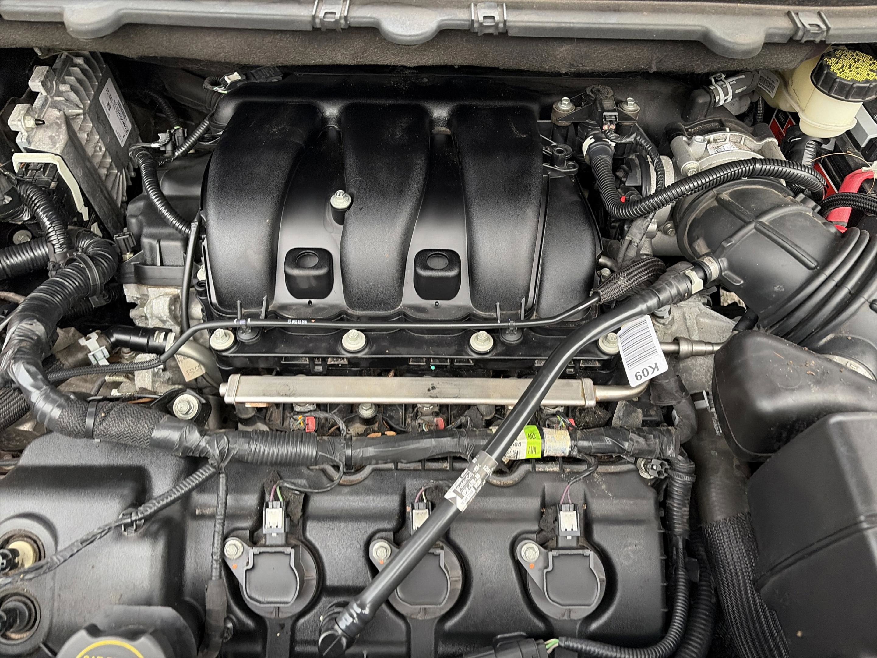 Used 2018 Ford Edge Titanium w/ Technology Package image 24