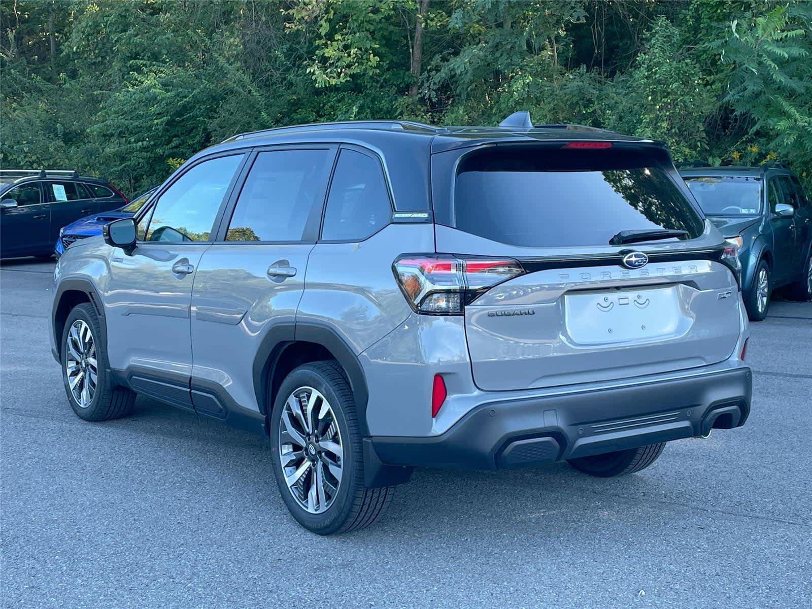 New 2026 Subaru Forester Touring AWD/4WD image 3
