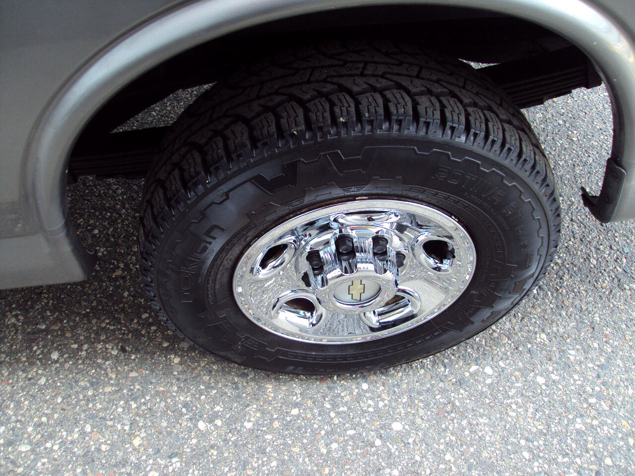 Used 2012 Chevrolet Express 2500 image 29