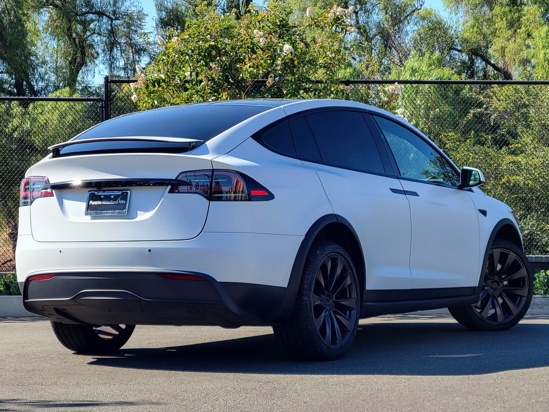 Used 2022 Tesla Model X AWD/4WD image 7