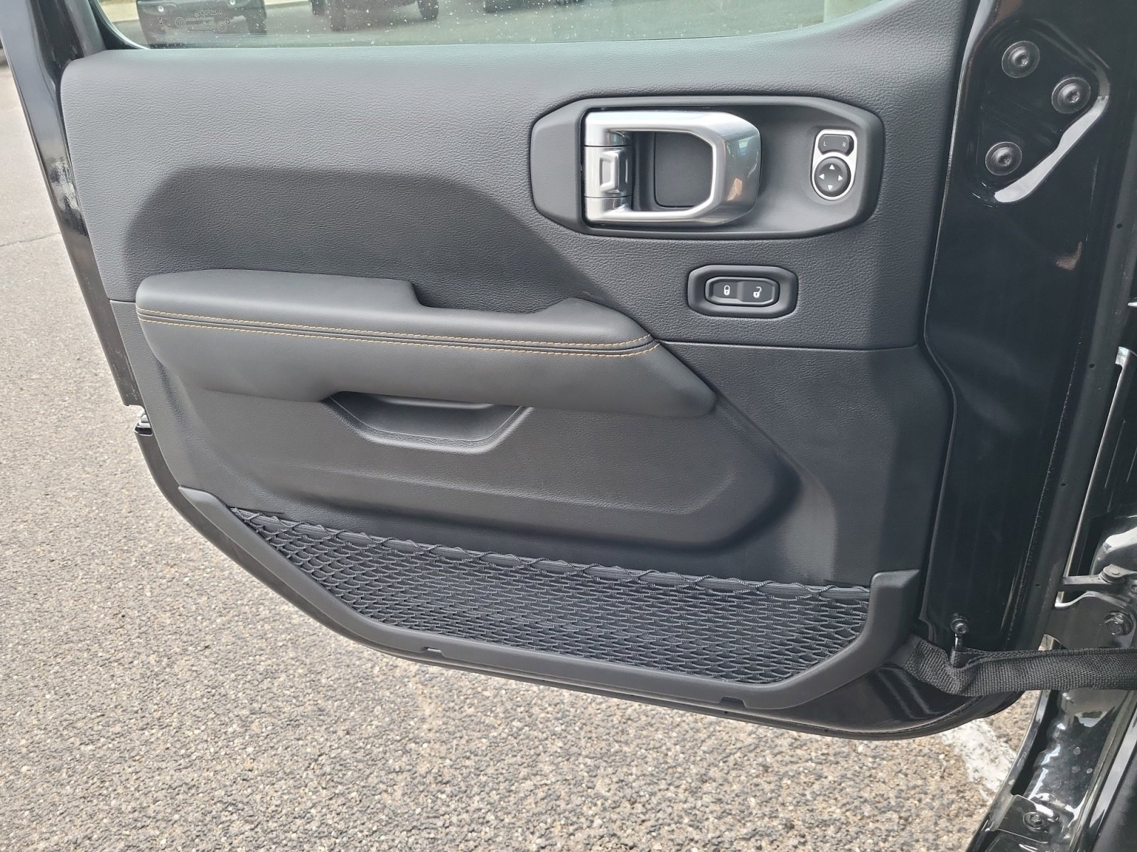New 2025 Jeep Wrangler Sahara image 13