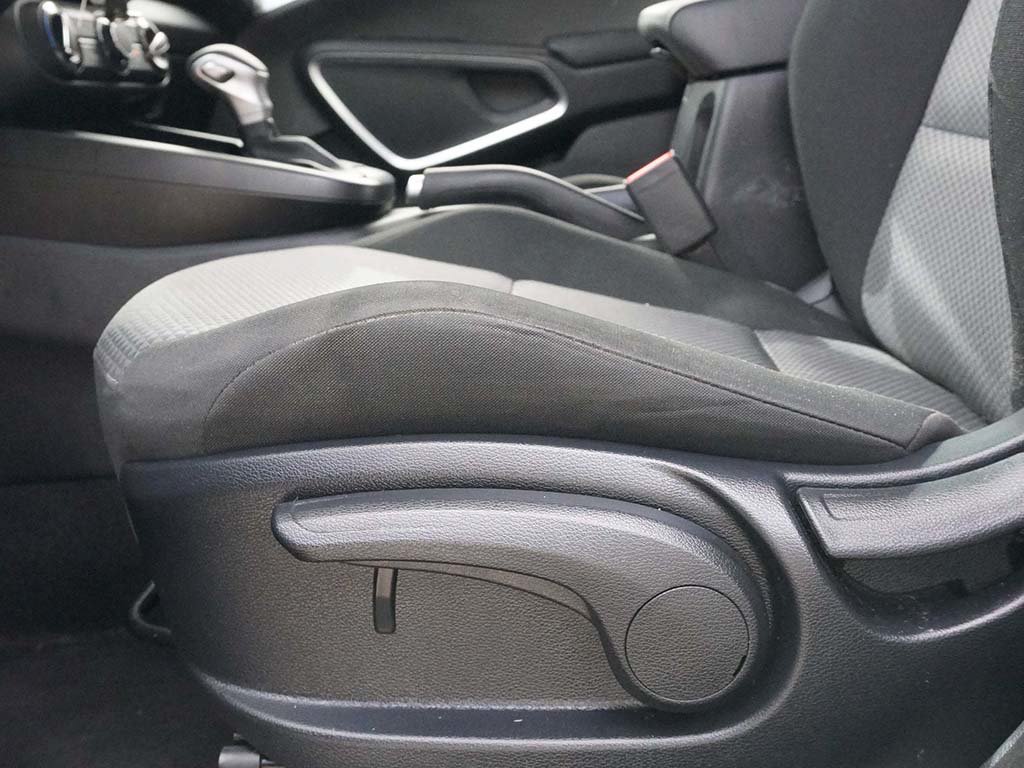Used 2024 Kia Soul LX w/ Option Group 015 FWD image 30
