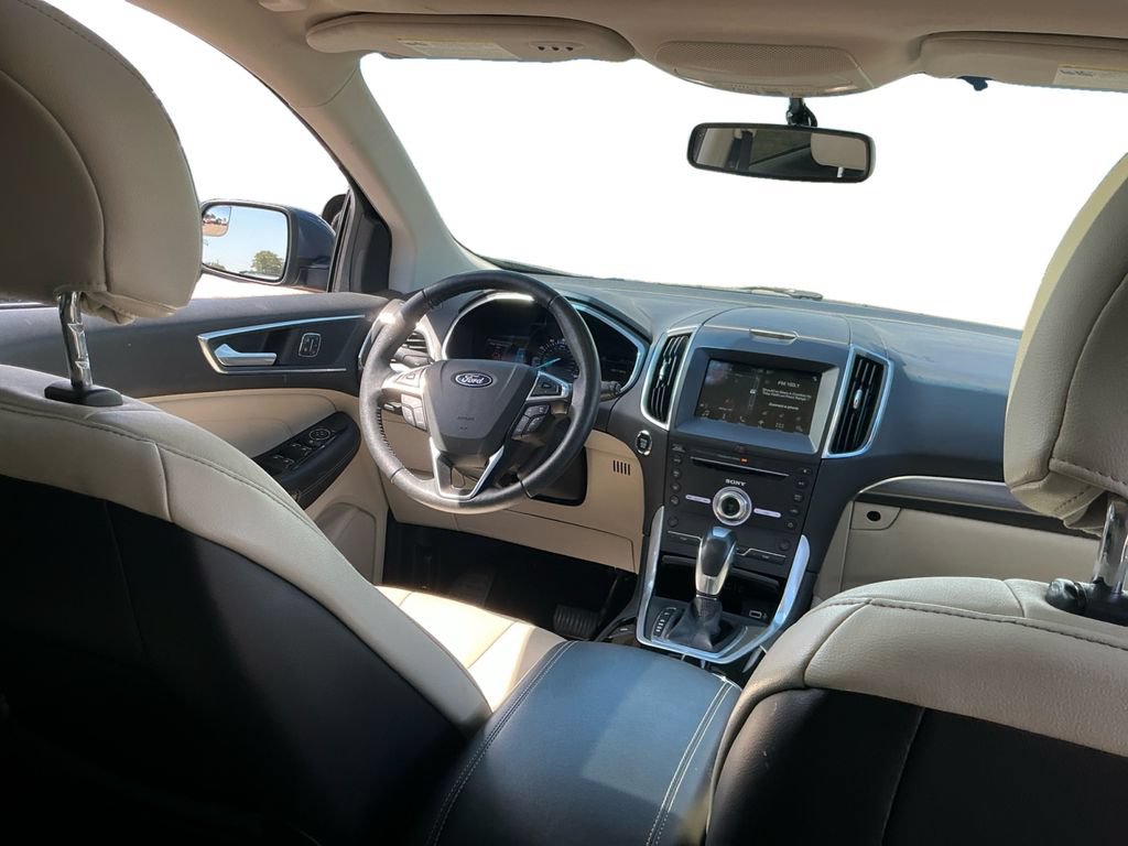 Used 2018 Ford Edge Titanium w/ Technology Package AWD/4WD image 21