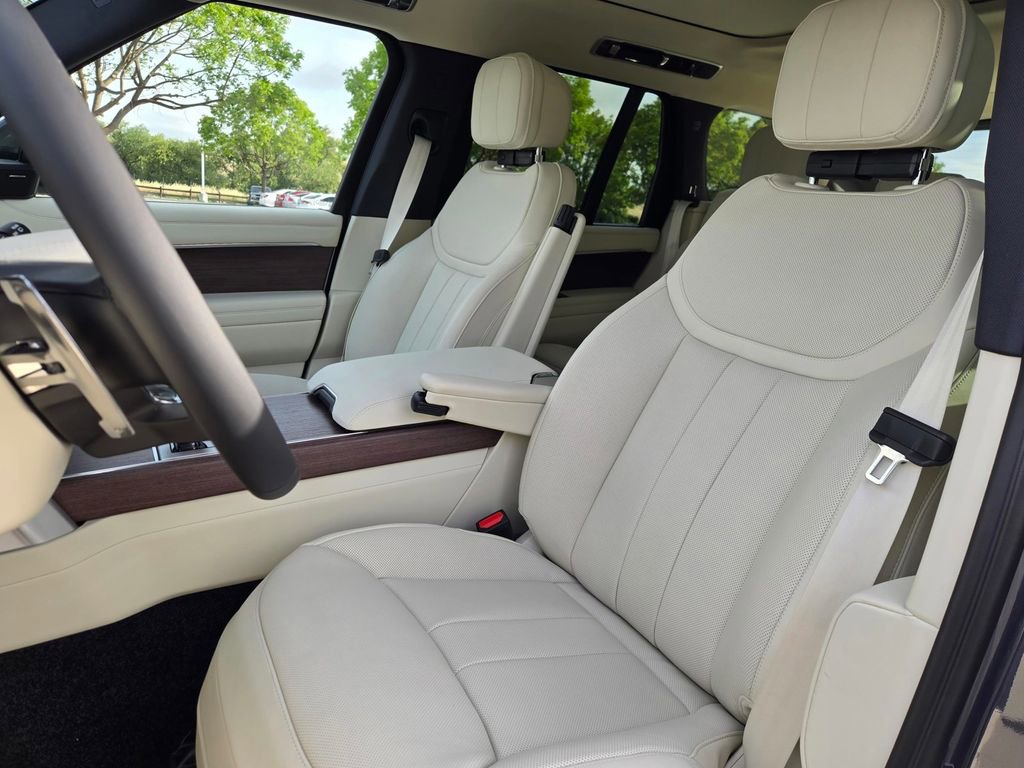 New 2026 Land Rover Range Rover SE AWD/4WD image 12