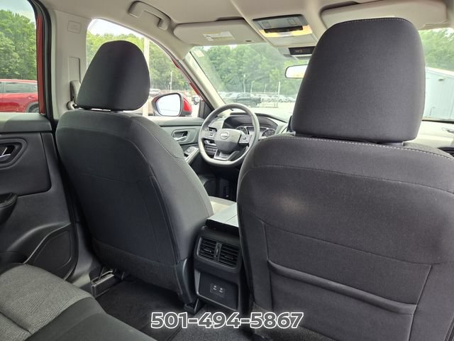 Used 2026 Nissan Rogue SV FWD image 16