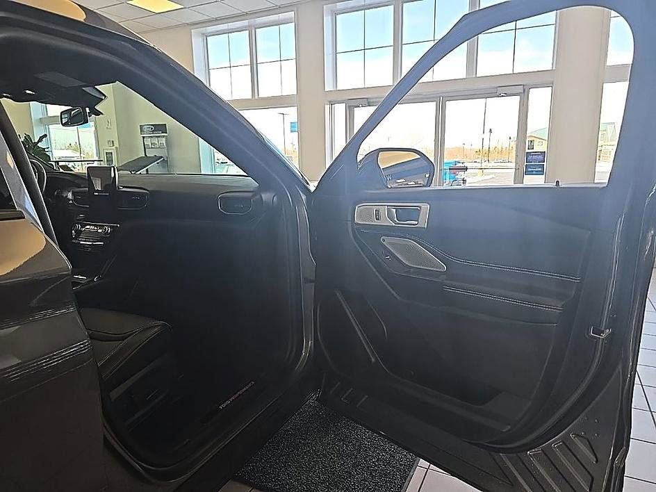 Used 2022 Ford Explorer ST w/ Equipment Group 401A image 37