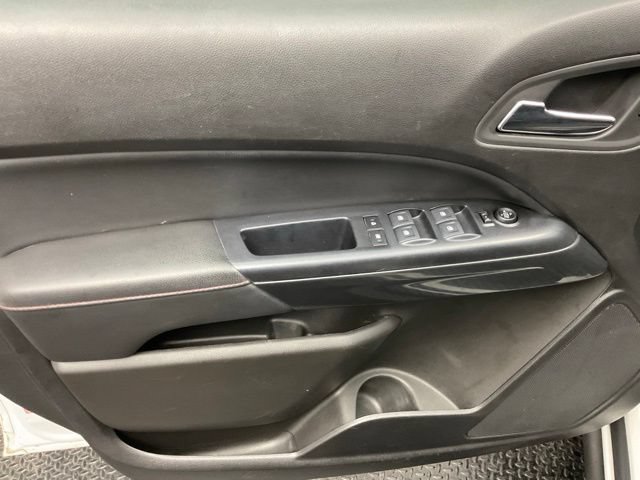 Certified 2020 GMC Canyon All Terrain w/ All Terrain X Package AWD/4WD image 11