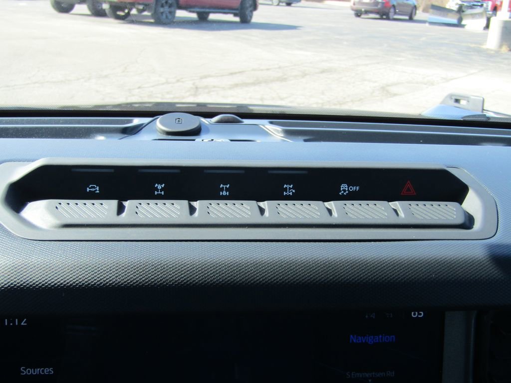 Used 2025 Ford Bronco Badlands AWD/4WD image 26