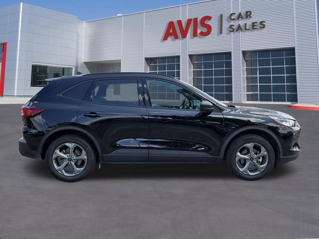 Used 2025 Ford Escape ST-Line AWD/4WD image 5