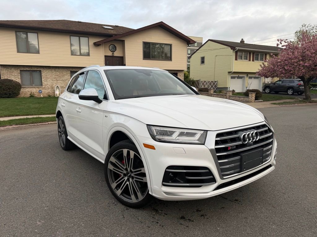 Used 2018 Audi SQ5 Prestige w/ Prestige Package AWD/4WD image 1