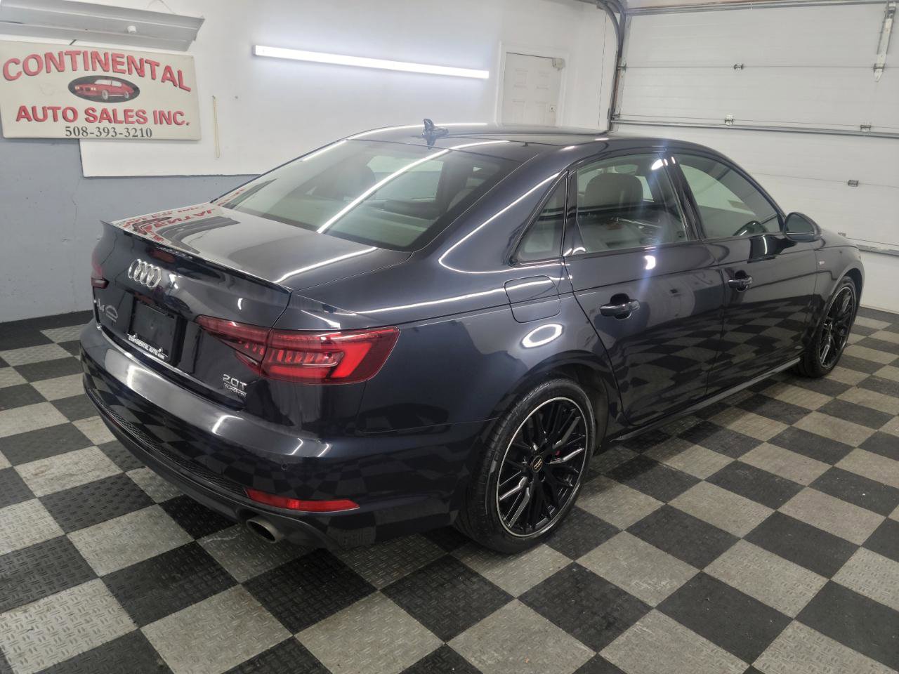 Used 2018 Audi A4 2.0T Premium Plus image 6