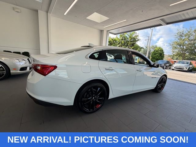 Used 2018 Chevrolet Malibu LT w/ Redline Edition FWD image 12