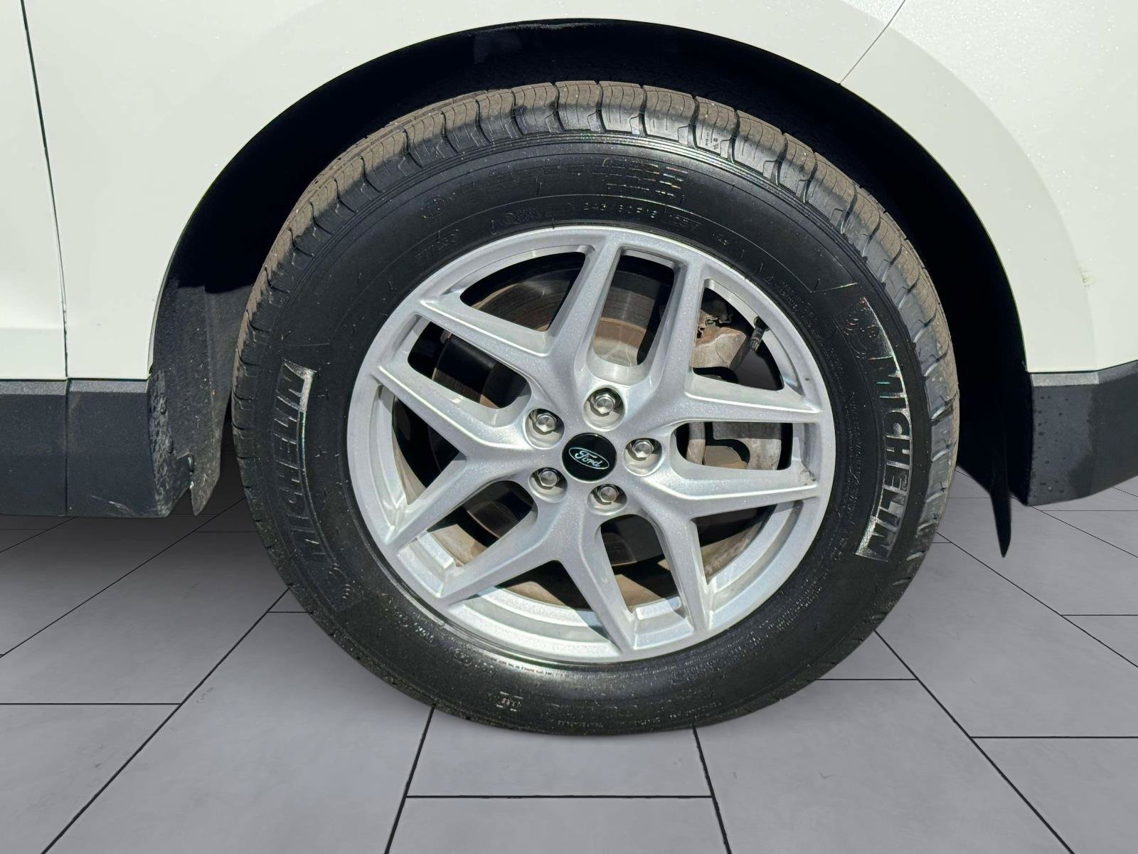Certified 2024 Ford Edge SEL w/ Convenience Package AWD/4WD image 6