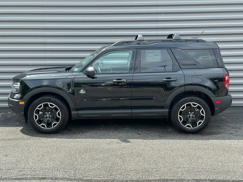 New 2026 Ford Bronco Sport Outer Banks w/ Outer Banks Tech Package+ AWD/4WD image 2