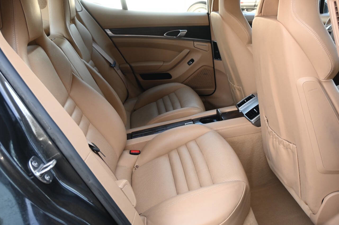 Used 2010 Porsche Panamera 4S AWD/4WD image 13