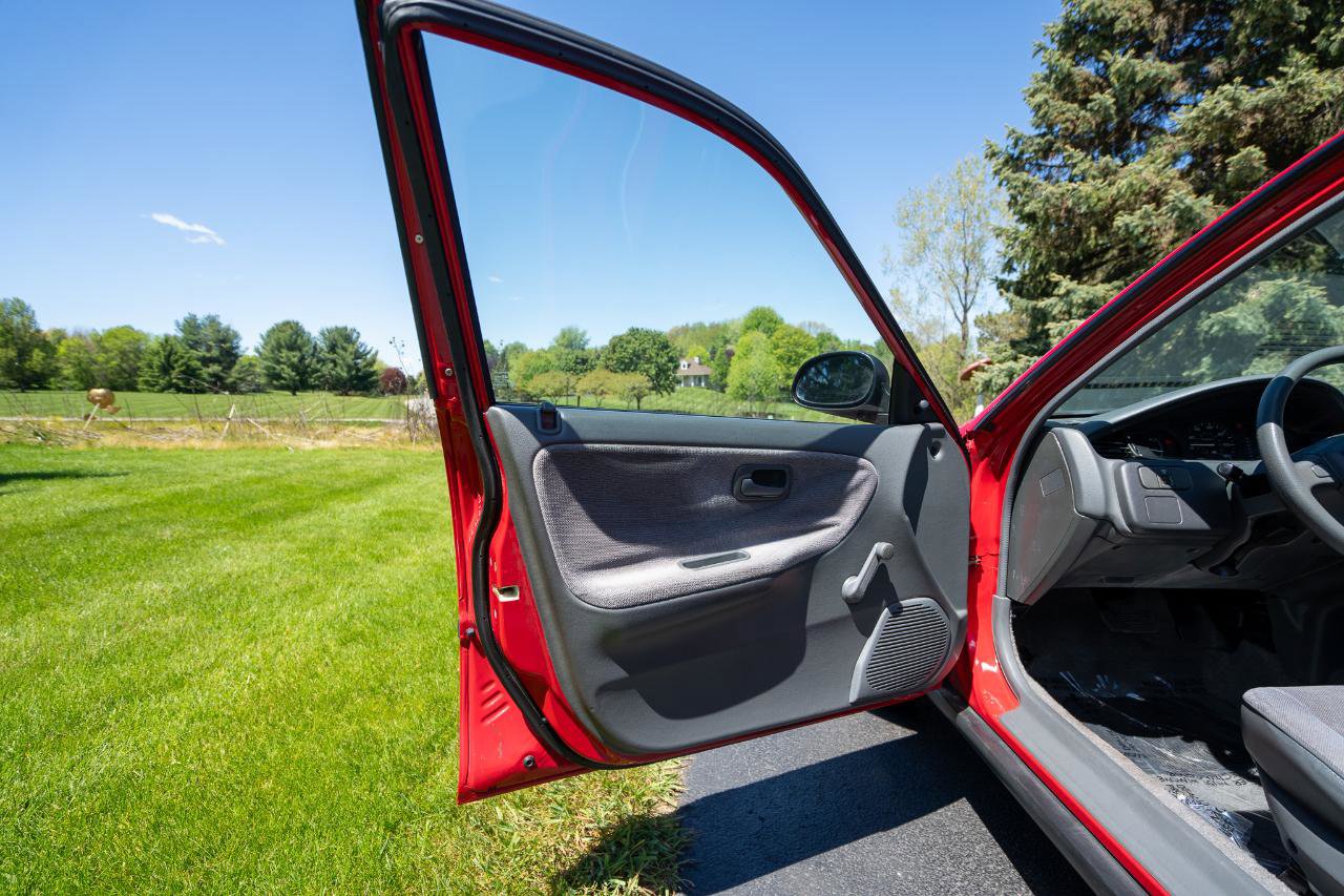 Used 1995 Honda Civic DX image 9