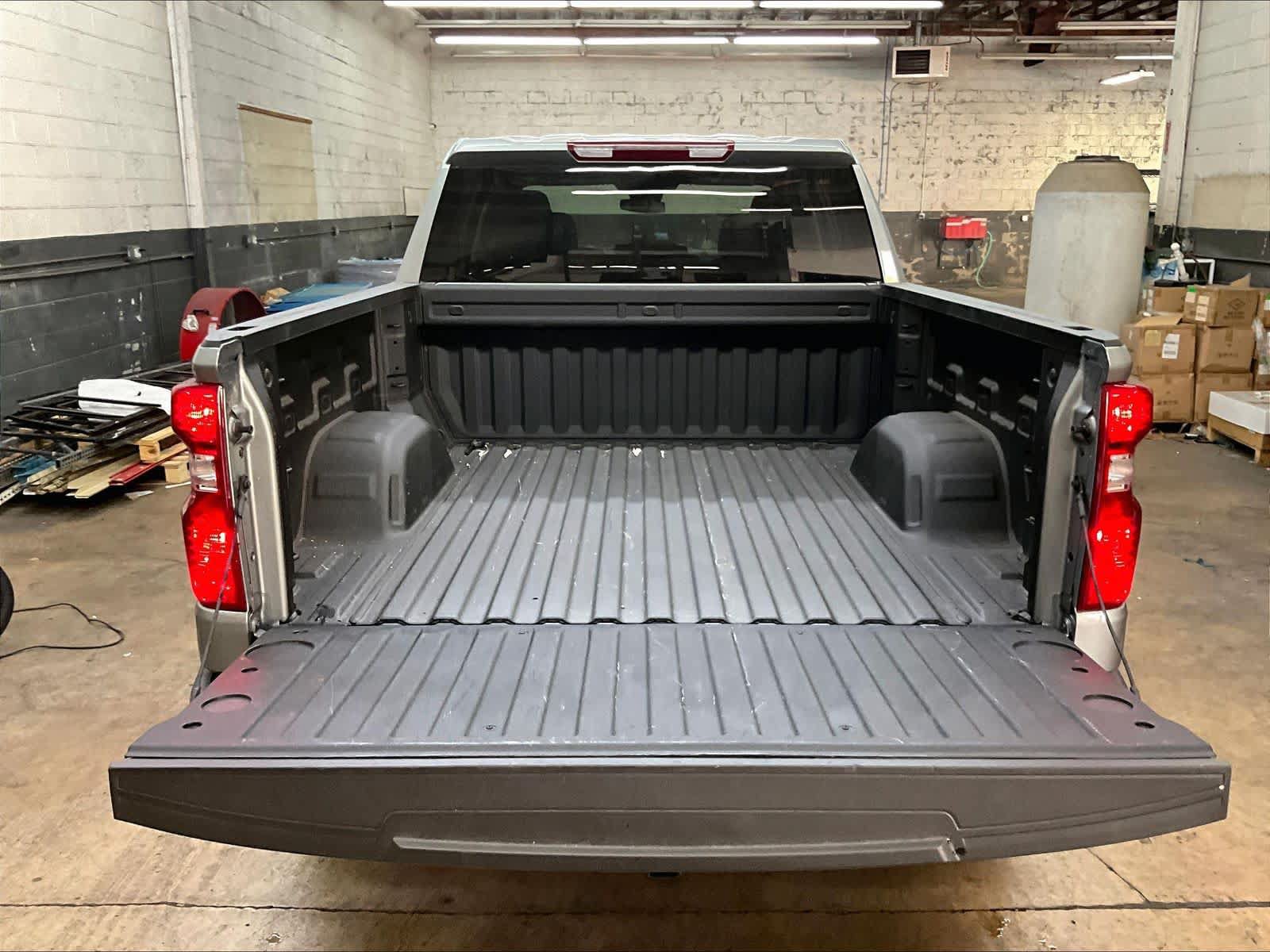 Used 2026 Chevrolet Silverado 1500 Custom RWD image 37