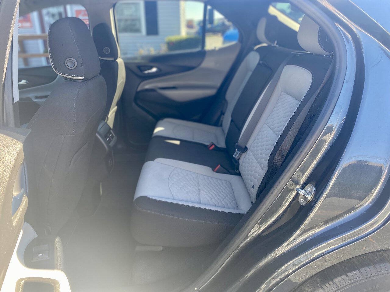 Used 2020 Chevrolet Equinox LS w/ LS Convenience Package FWD image 10