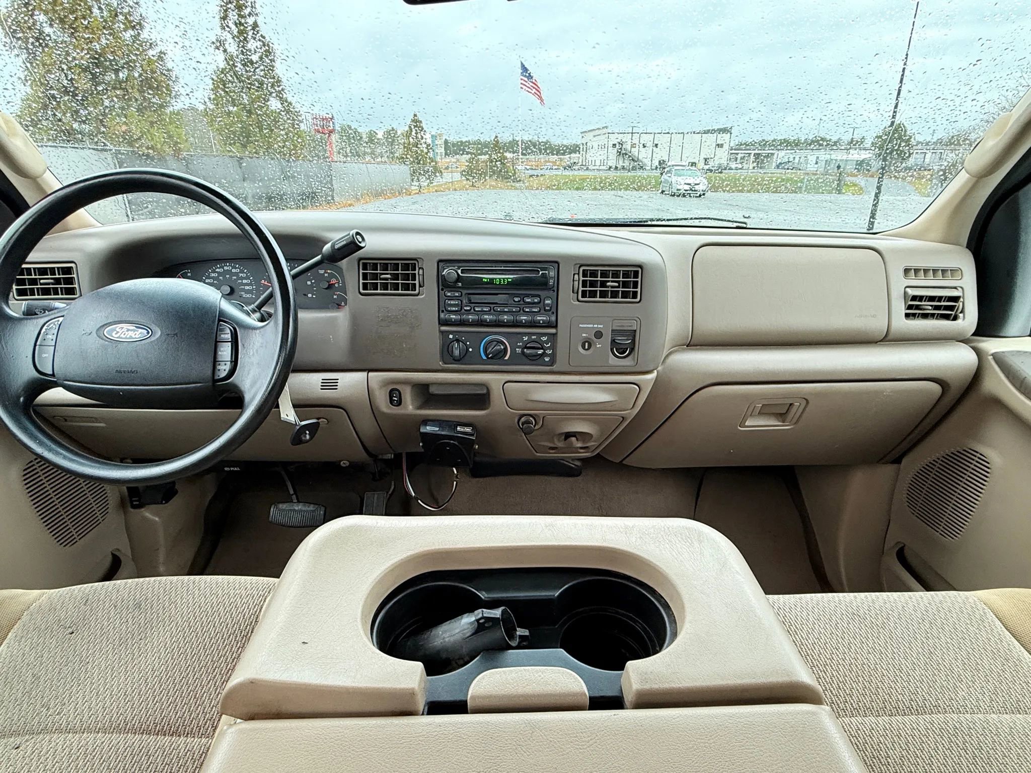 Used 2003 Ford F250 XL image 3