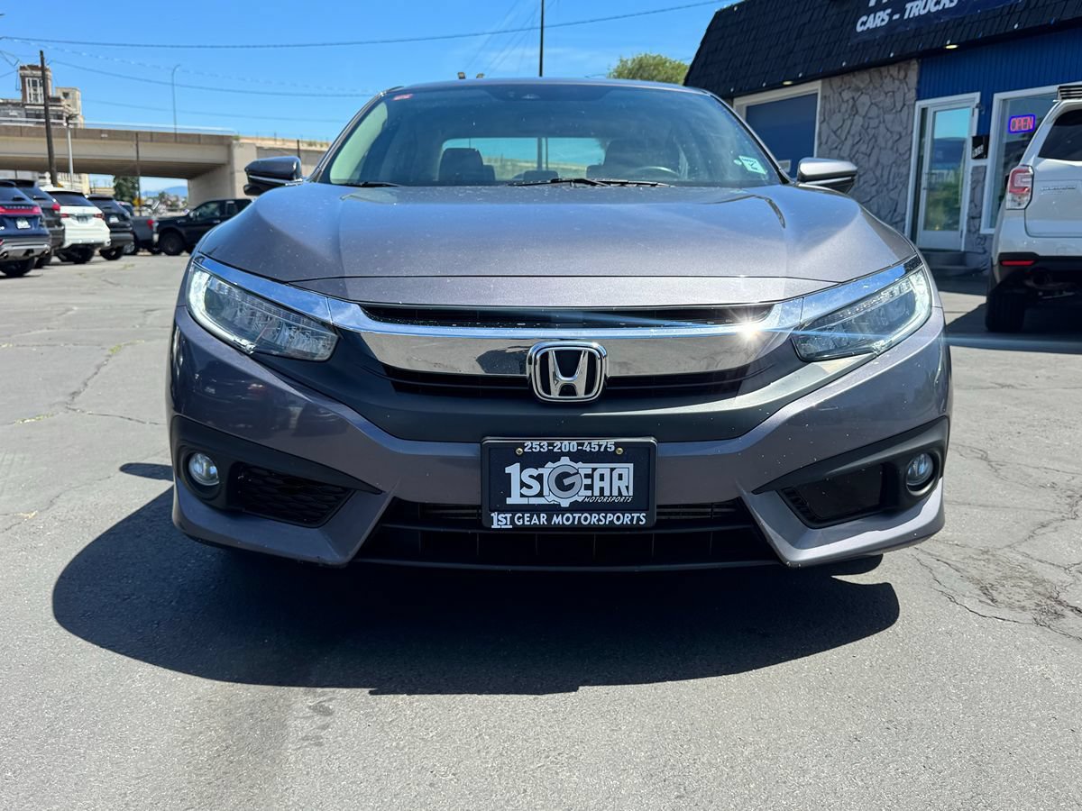 Used 2017 Honda Civic Touring image 2