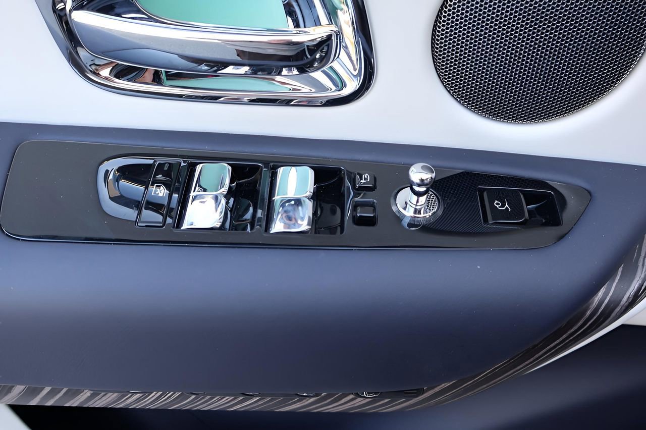 New 2026 Rolls-Royce Cullinan image 15