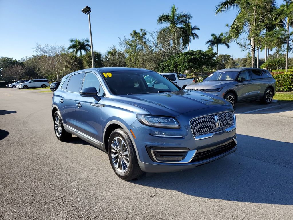 Certified 2019 Lincoln Nautilus Select image 30