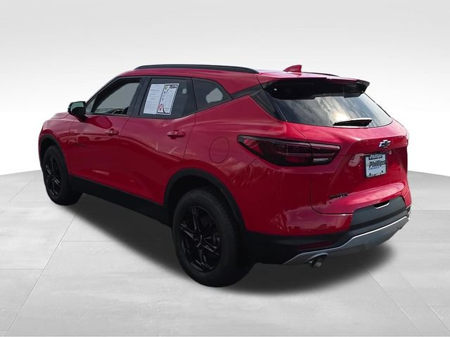 Certified 2024 Chevrolet Blazer LT w/ Midnight/Sport Edition FWD image 3
