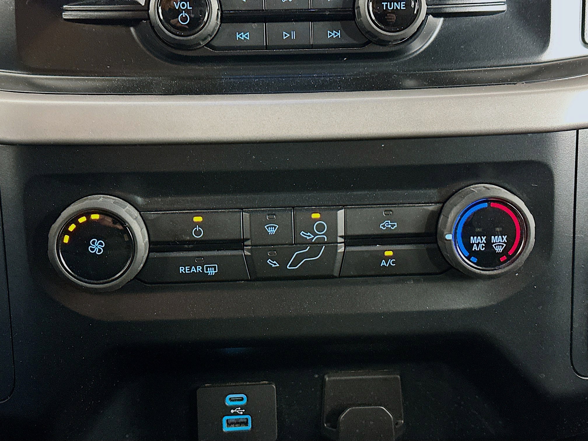 Used 2023 Ford F150 XLT image 22