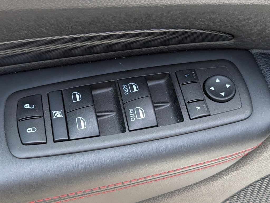 Used 2024 Dodge Durango GT AWD/4WD image 35