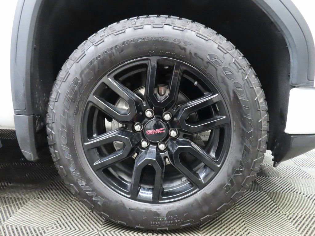 Used 2025 GMC Sierra 1500 Elevation w/ Elevation Premium Package AWD/4WD image 8