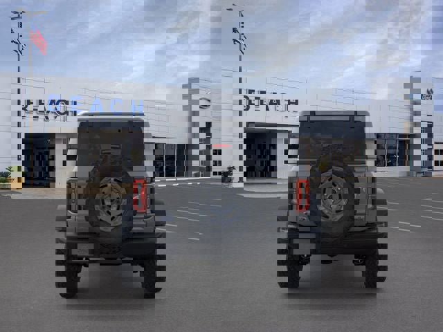 New 2025 Ford Bronco Badlands image 5